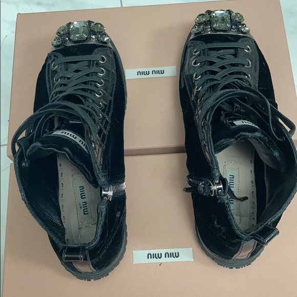 Miu Miu - Picture 2 of 6